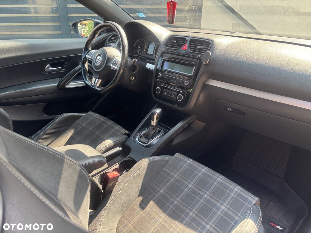 Volkswagen Scirocco 1.4 TSI DSG - 12