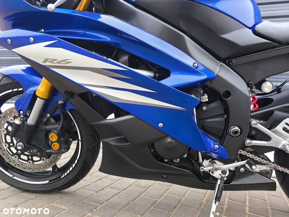 Yamaha R6 - 25