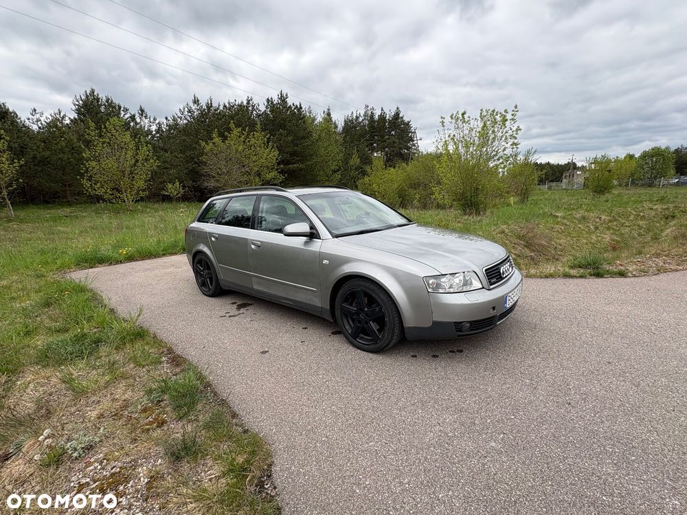 Audi A4 Avant - 2