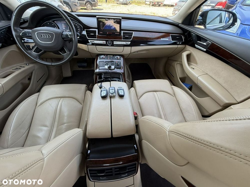 Audi A8 - 9