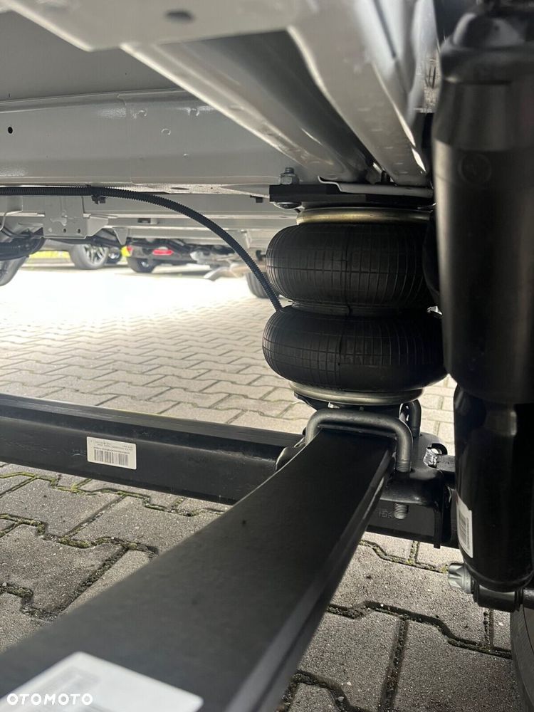 Opel movano Podwozie KONTENER z windą Heavy L4 2.2 T.Diesel 180KM MT6 - 11