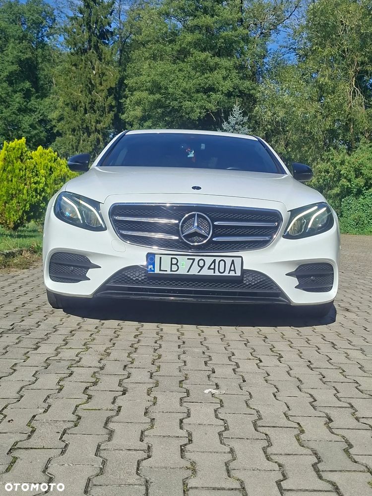 Mercedes-Benz Klasa E 220 d 4-Matic 9G-TRONIC - 2