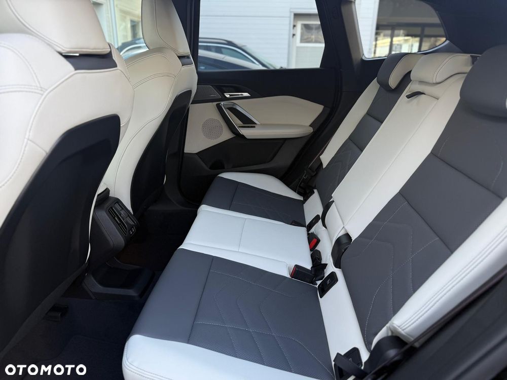 BMW X1 xDrive23i mHEV M Sport - 25
