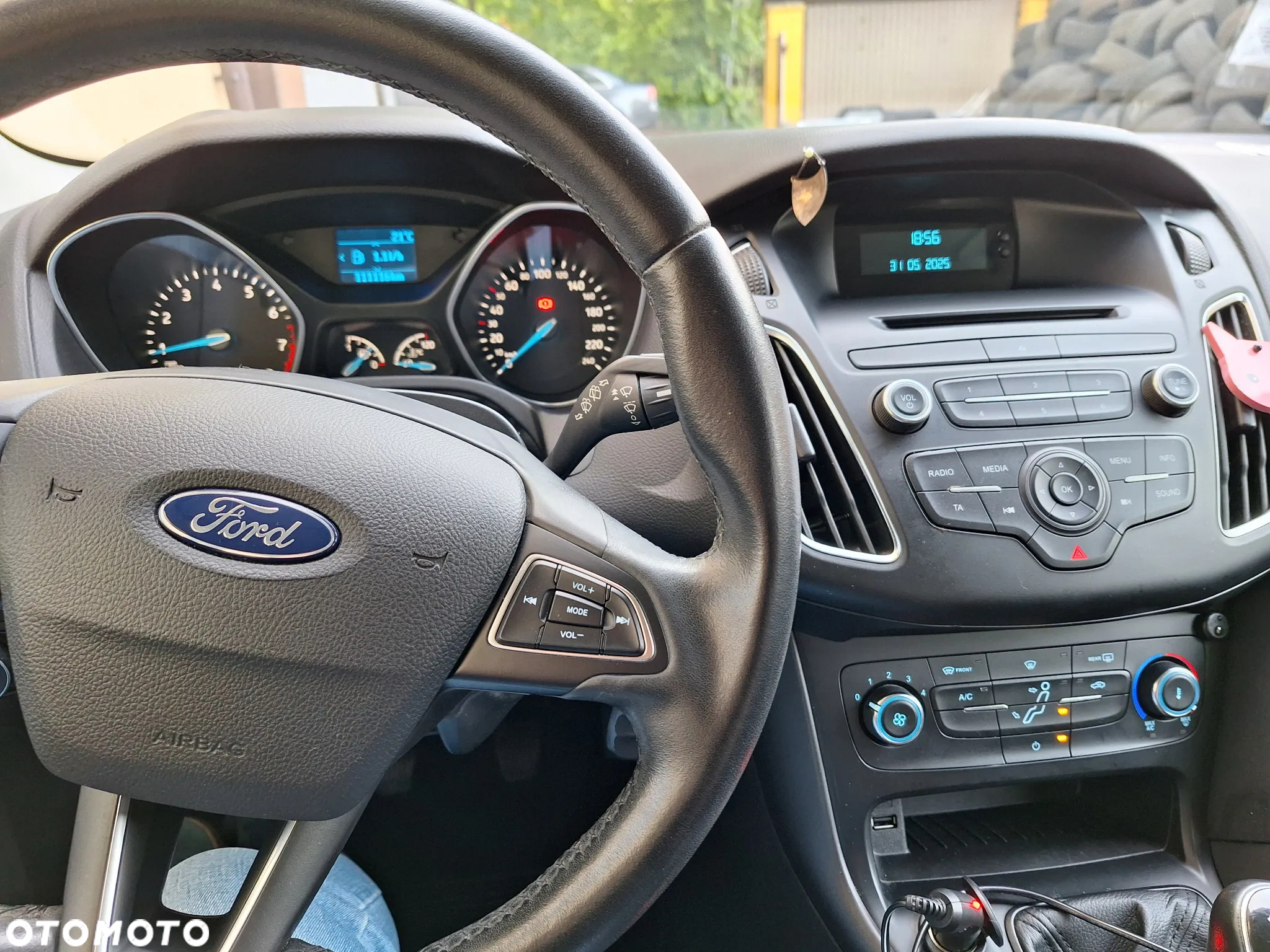 Ford Focus 1.6 Trend - 19