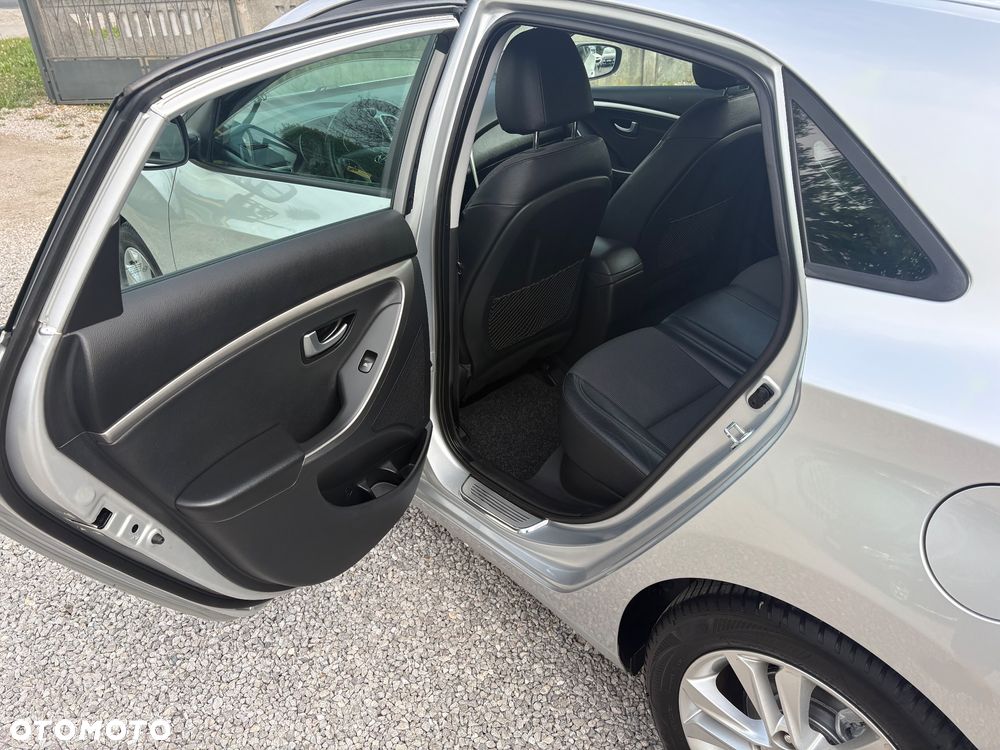 Hyundai i30 1.4 CRDi Intro Edition - 22