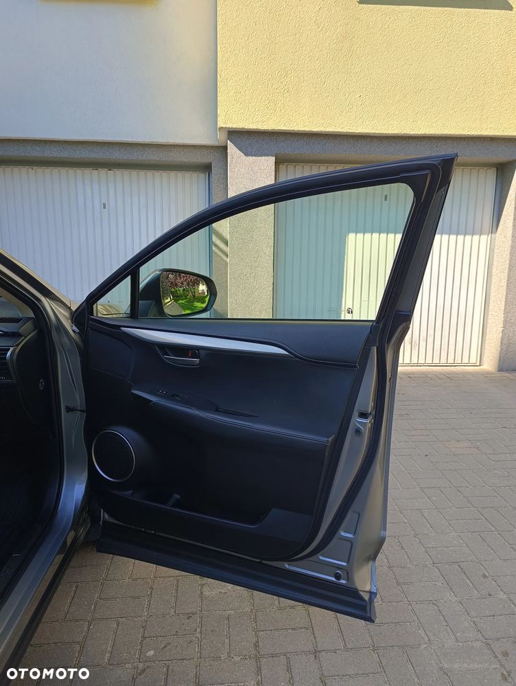 Lexus NX 200t Comfort AWD - 11