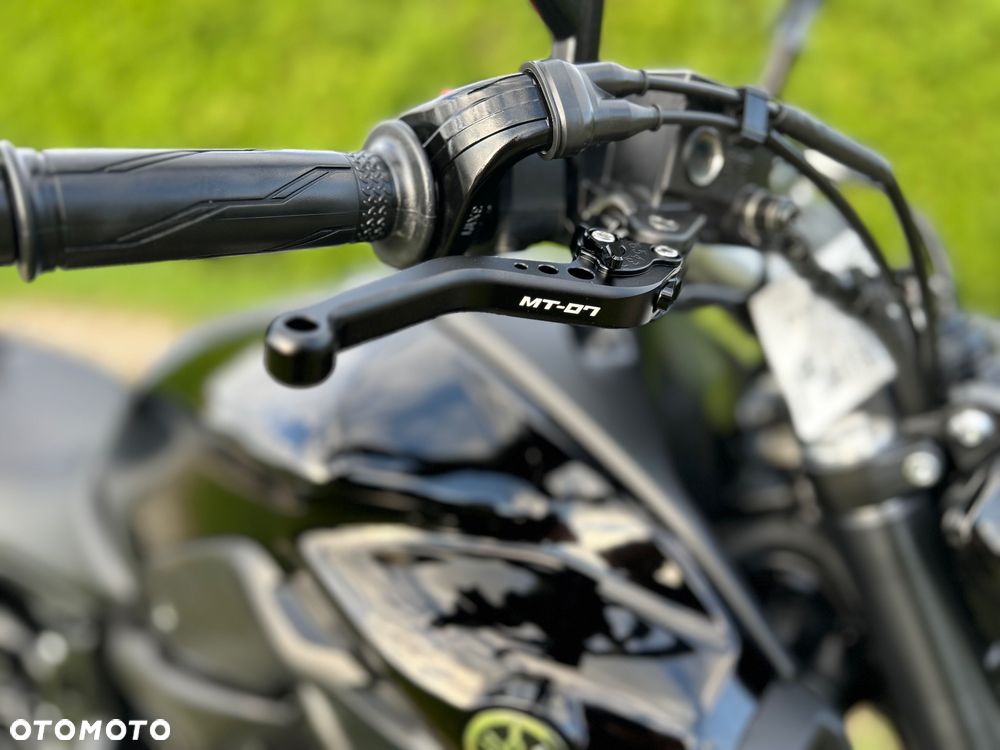 Yamaha MT - 5