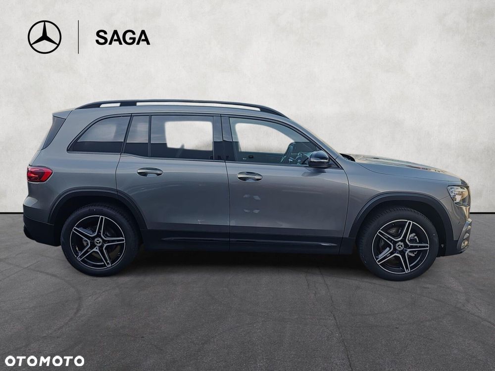 Mercedes-Benz GLB - 4