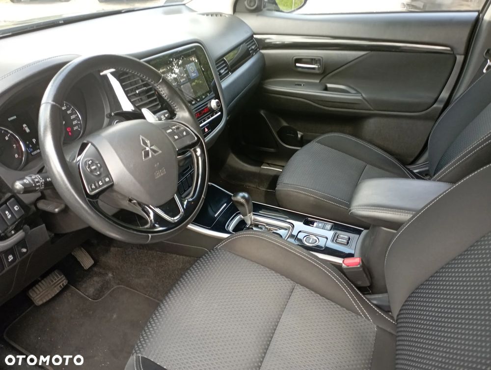 Mitsubishi Outlander 2.0 Intense + SDA 4WD CVT - 3
