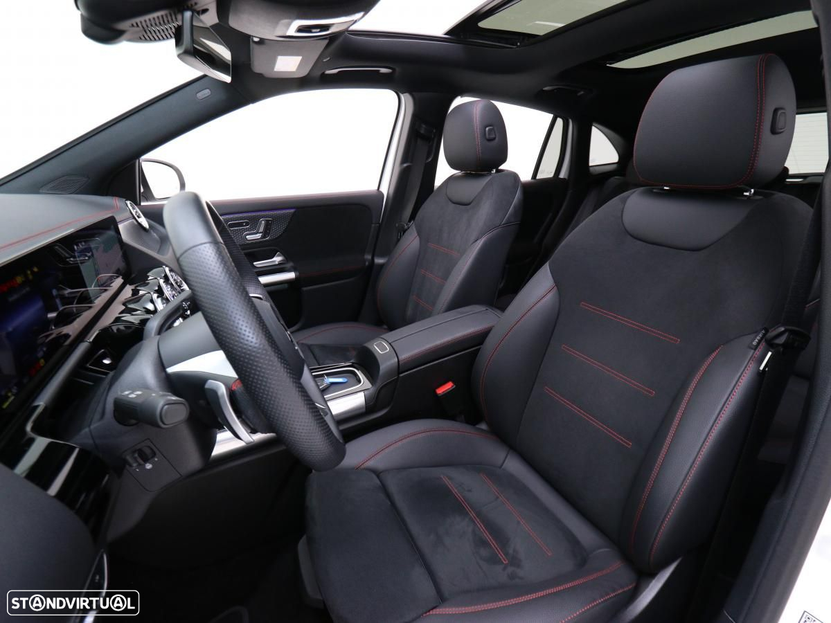 Mercedes-Benz EQA 300 4Matic AMG Line - 8