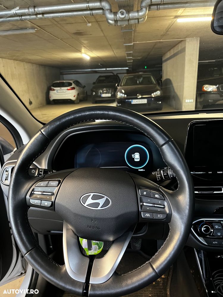 Hyundai i30 1.5 96CP M/T Highway - 11