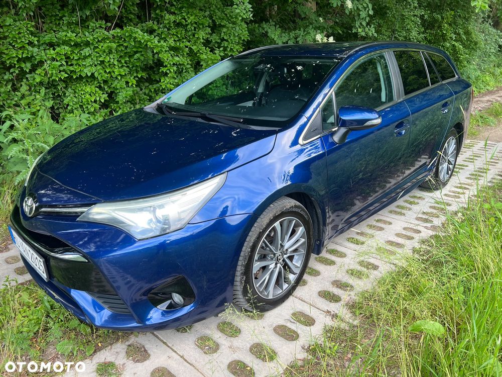 Toyota Avensis 2.0 D-4D Prestige - 29