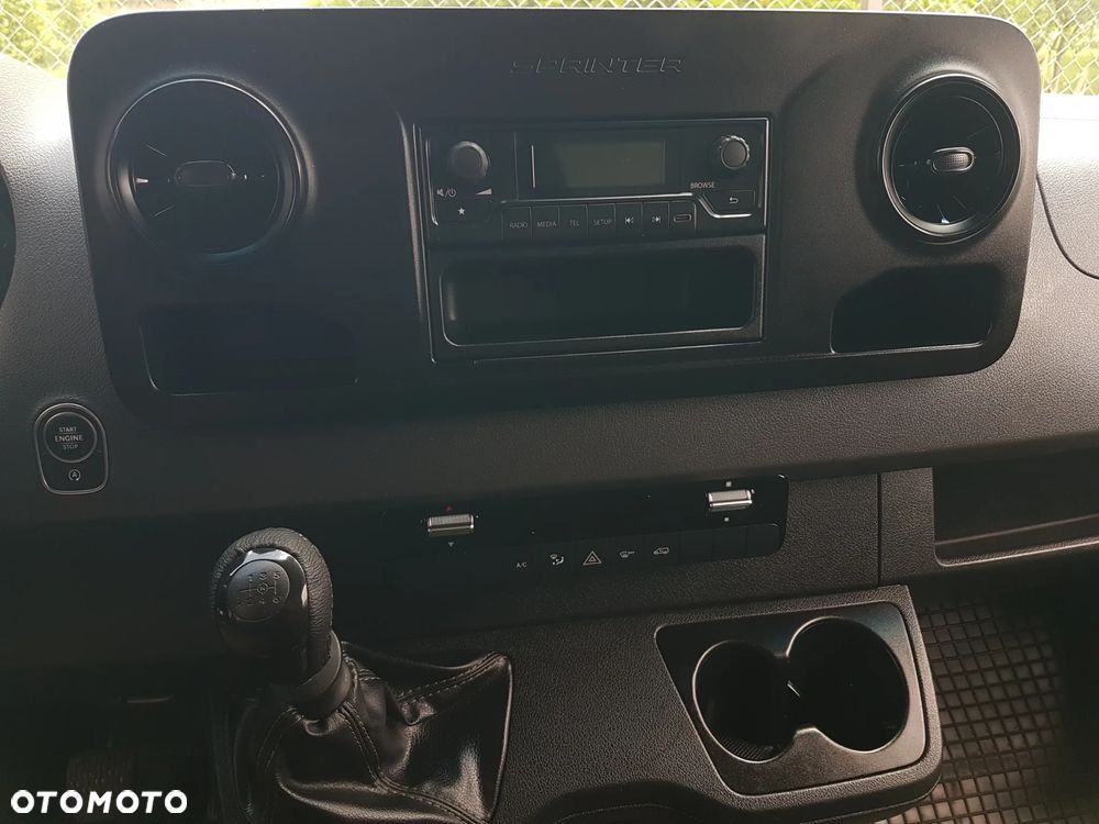 Mercedes-Benz Sprinter 8EP KONTENER 4,22x2,16x2,31 KLIMA 314CDI MANUAL 6-BIEGÓW KRAJOWY - 9