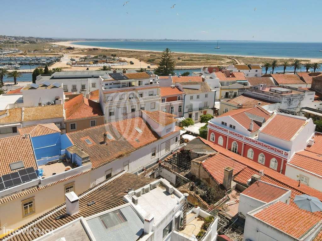 Loja, devoluta, no centro de Lagos, Algarve - Grande imagem: 5/6