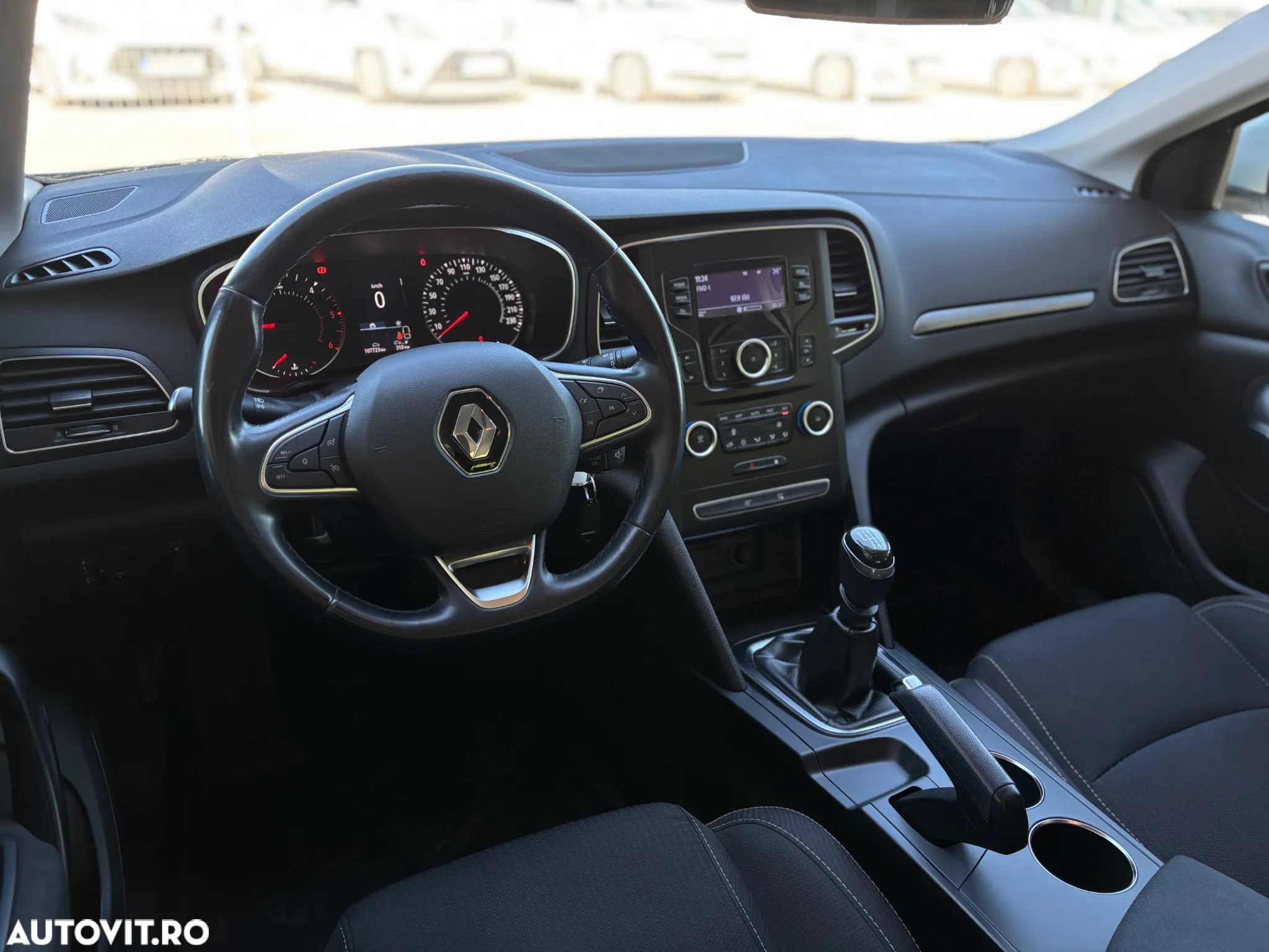 Renault Megane BLUE dCi 115 Equilibre - 12
