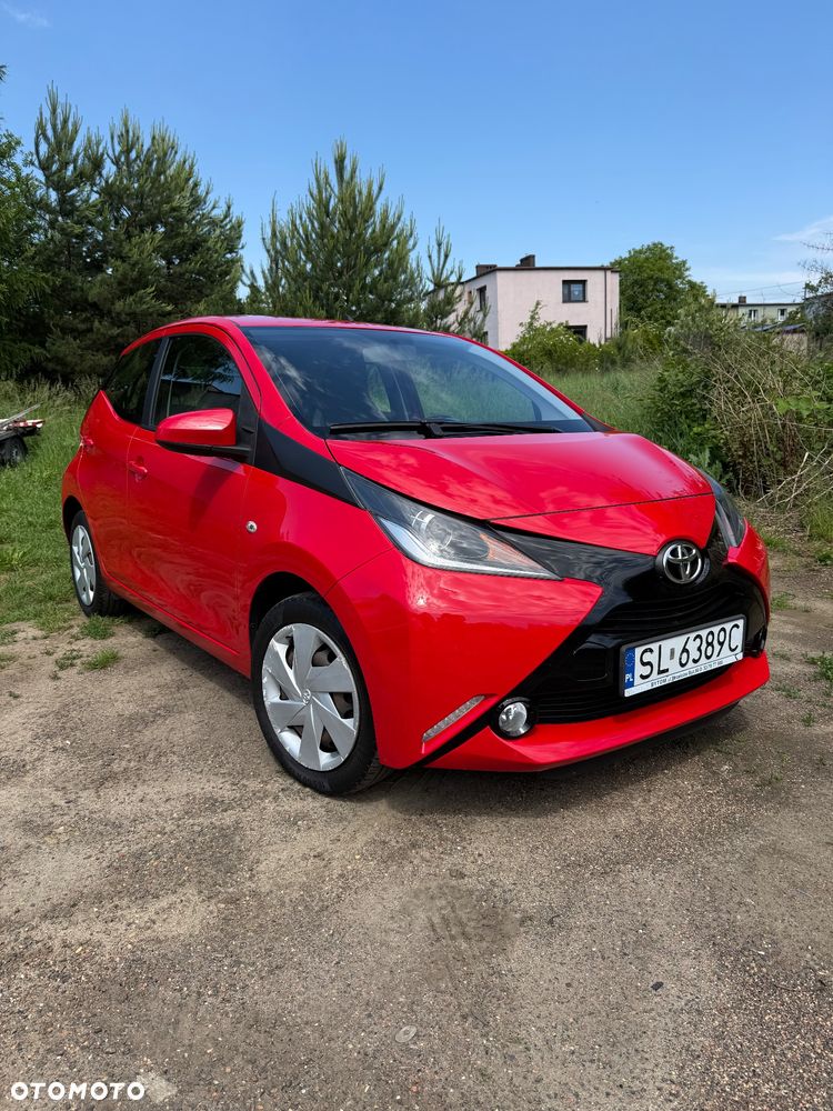 Toyota Aygo x-play - 2