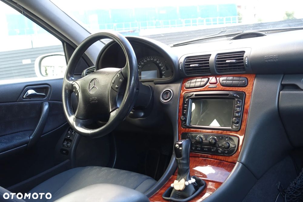 Mercedes-Benz Klasa C 200 CDI Classic - 7