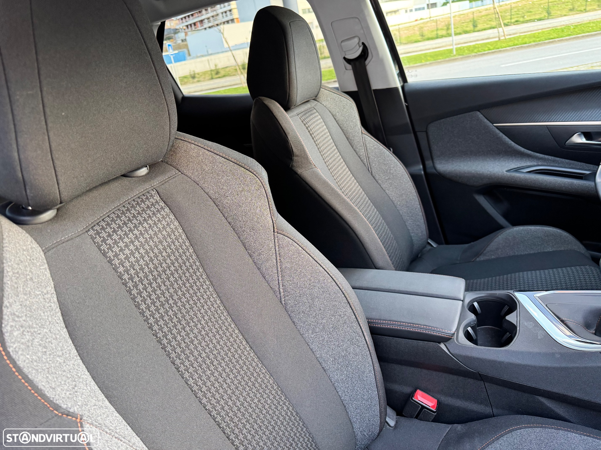 Peugeot 3008 1.5 BlueHDi Active - 28