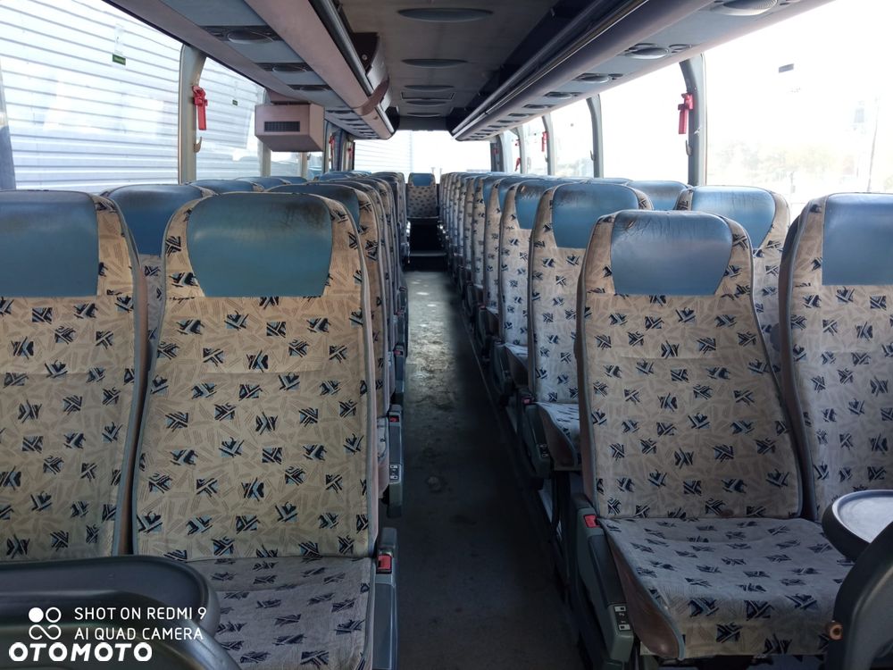 Mercedes-Benz 350 RHD Tourismo - 4