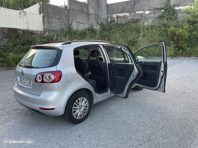 VW Golf Plus 1.6 TDi Confortline DSG - 2