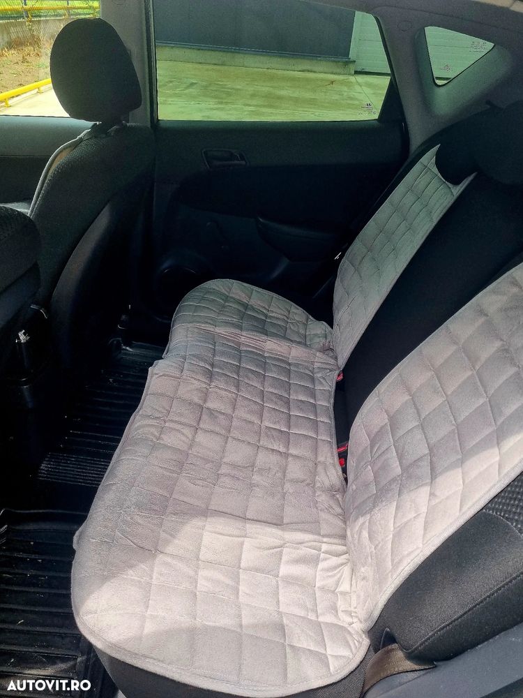 Hyundai i30 1.4 GL Classic - 8