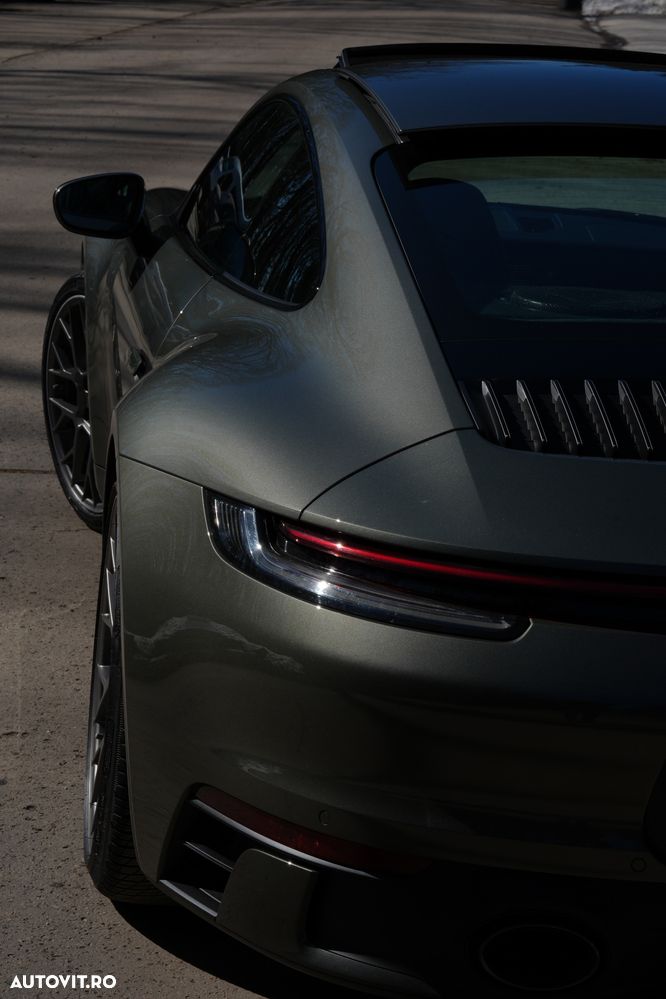 Porsche 911 Carrera PDK - 11