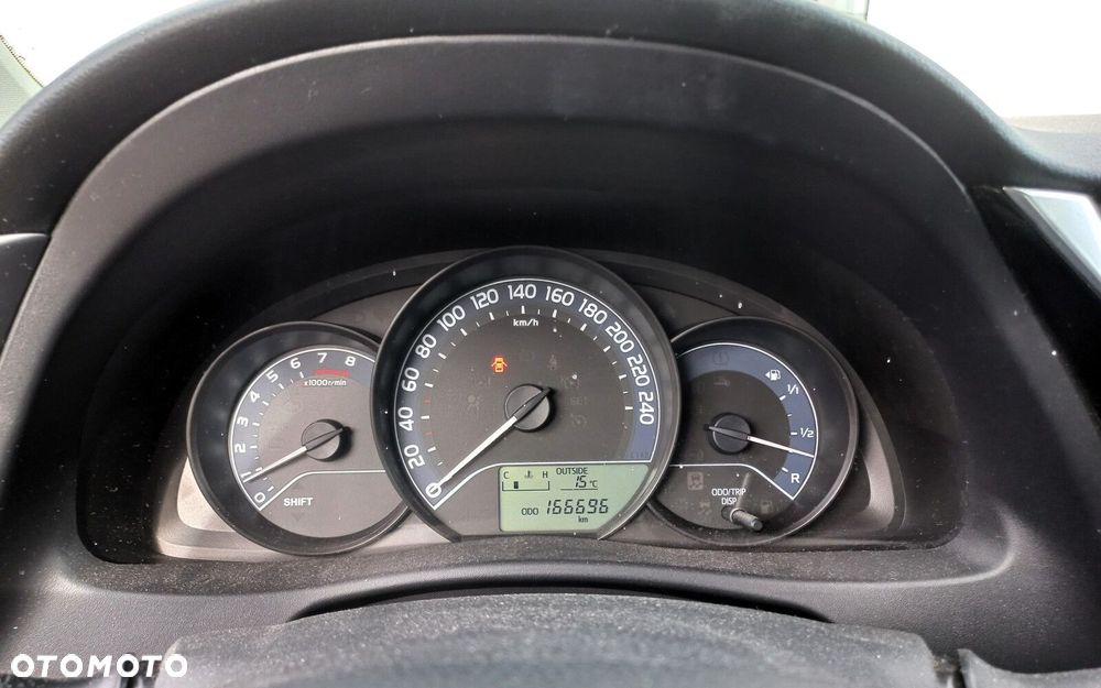 Toyota Auris - 8