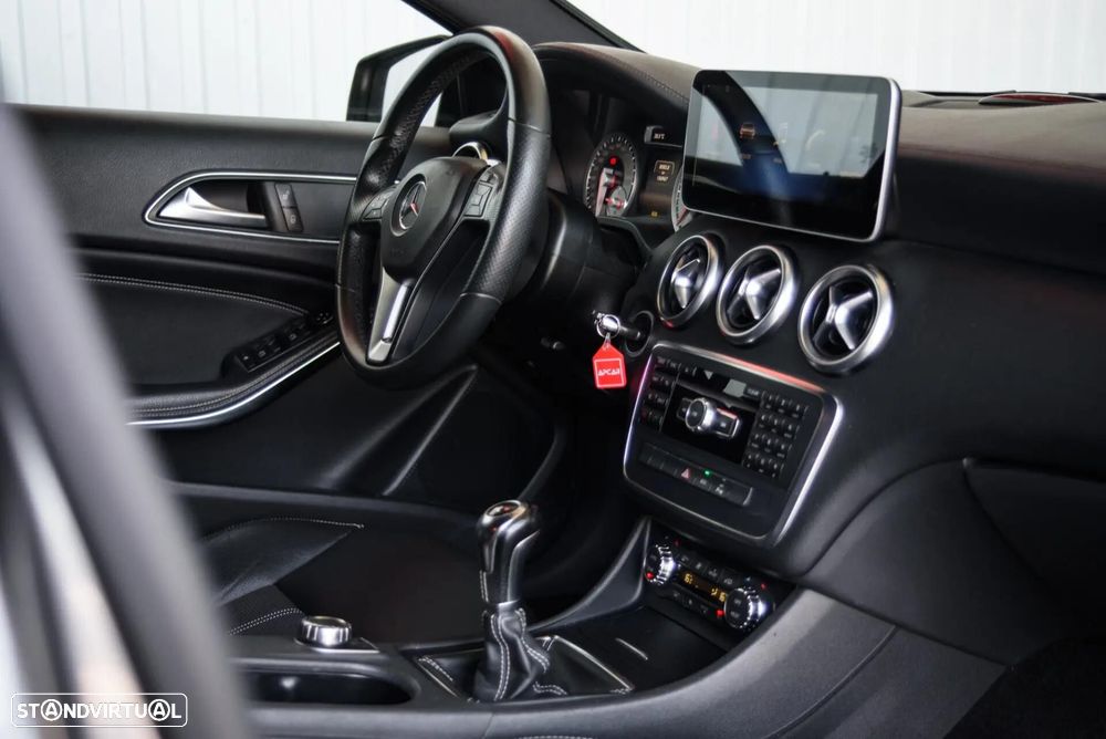 Mercedes-Benz A 200 CDI (BlueEFFICIENCY) Urban - 51