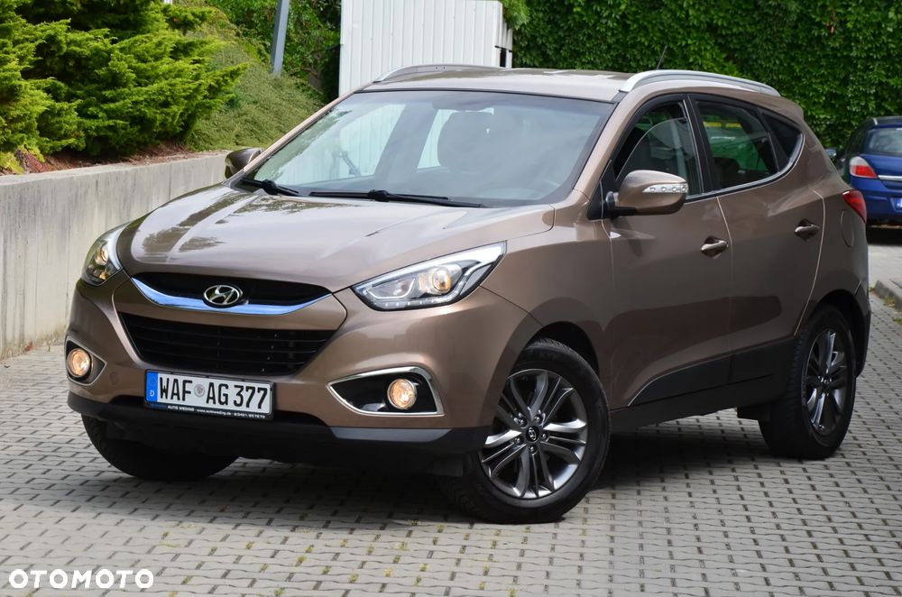 Hyundai ix35 2.0 CRDi 4WD Automatik Fifa World Cup Gold Edition - 4