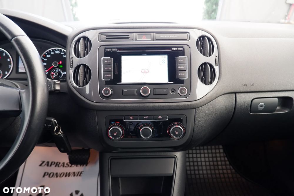 Volkswagen Tiguan - 12