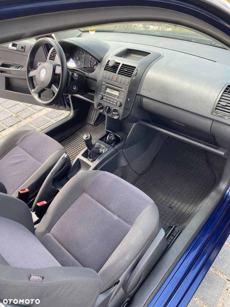 Volkswagen Polo 1.4 FSI - 19