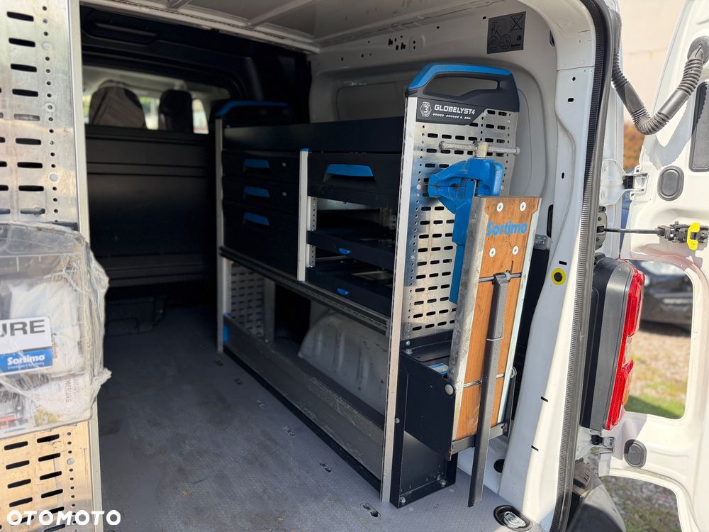 Opel Vivaro - 16