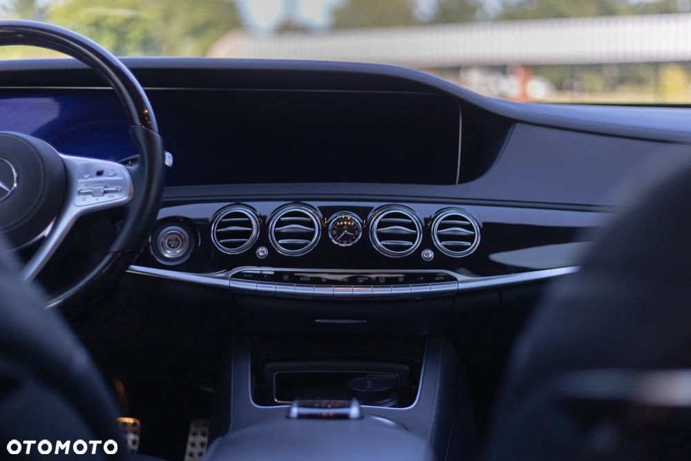 Mercedes-Benz Klasa S 560 L 4Matic 9G-TRONIC - 27
