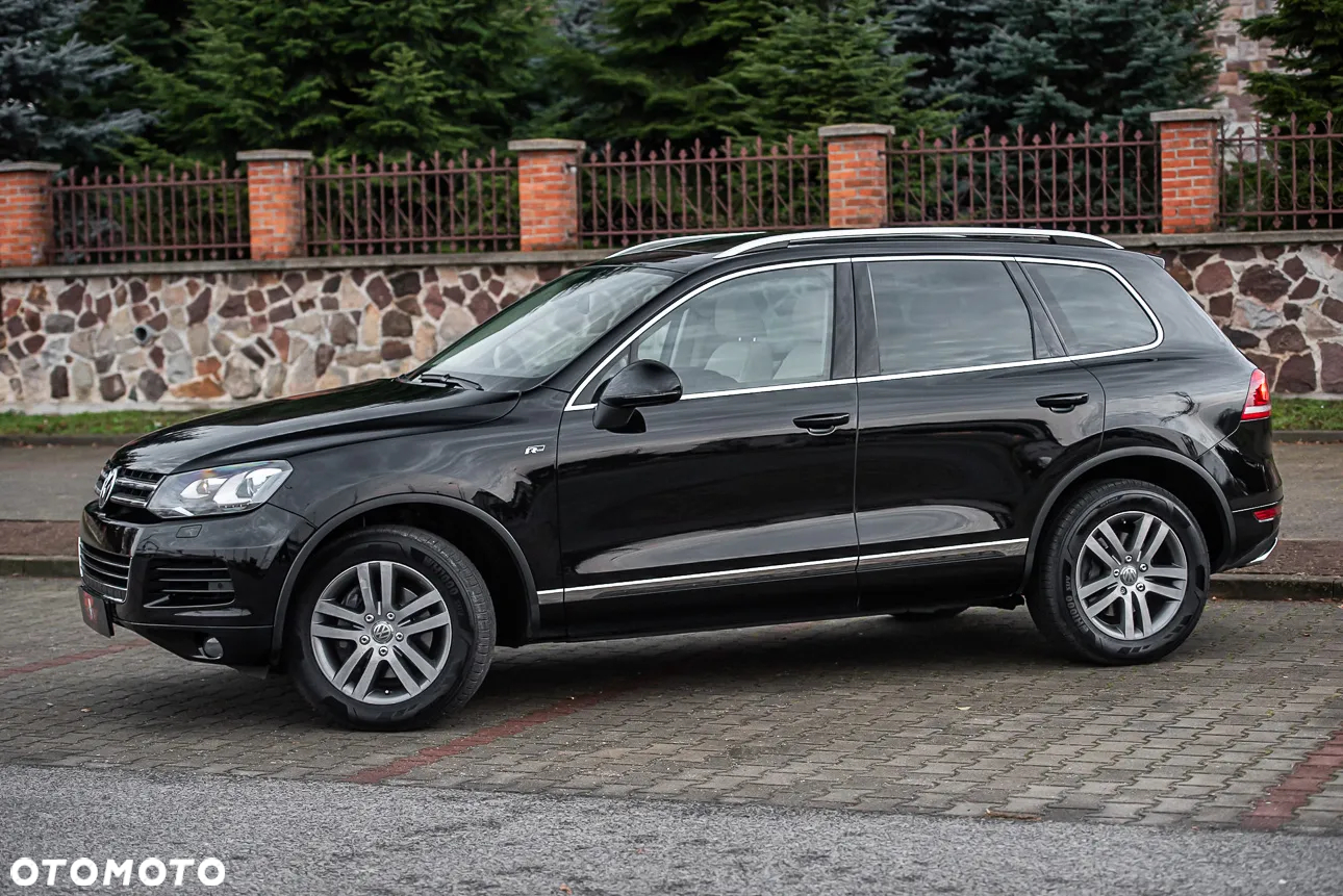 Volkswagen Touareg 3.0 V6 TDI BMT R-Style - 11