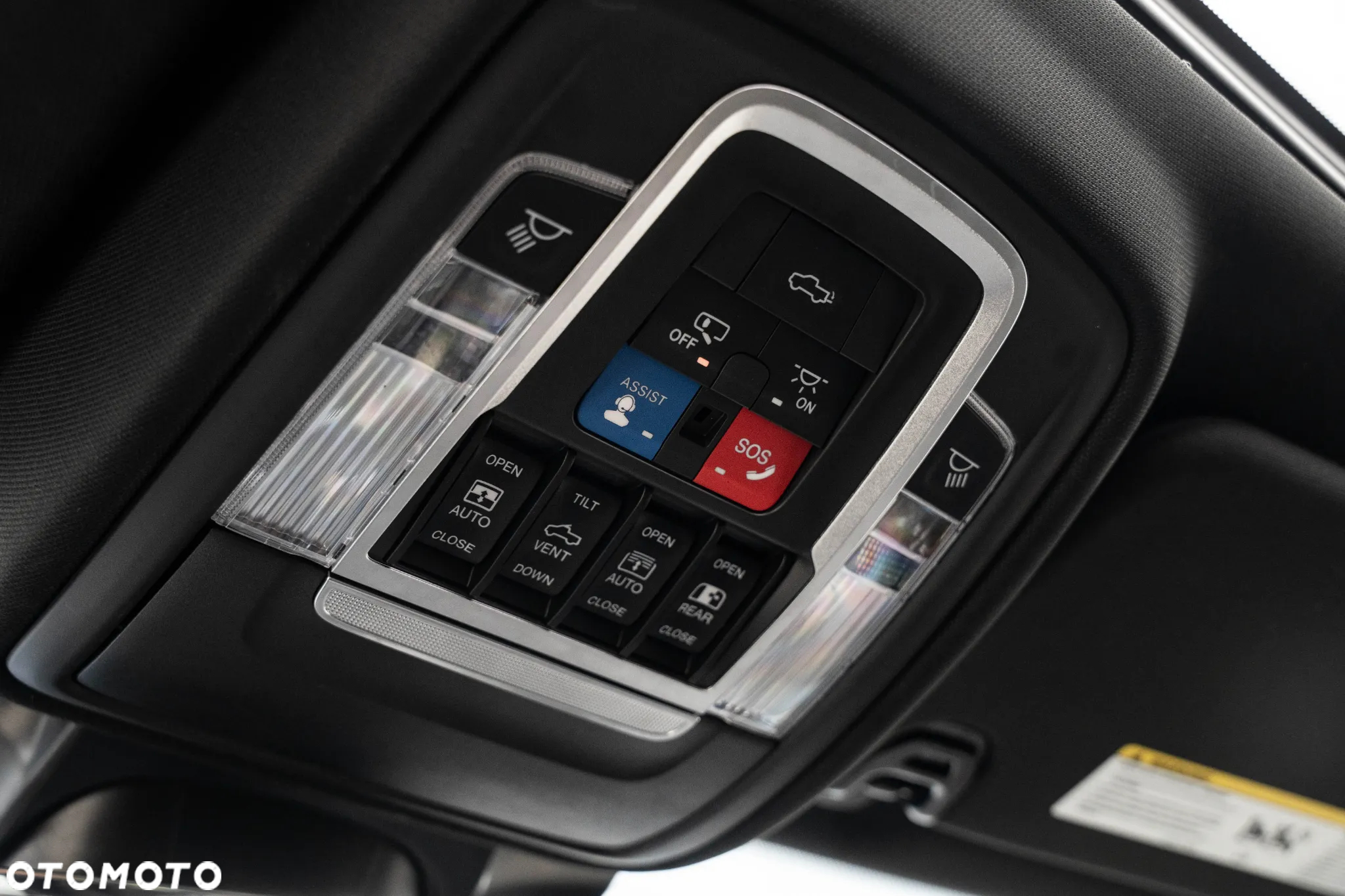 RAM 1500 Crew Cab Limited - 32