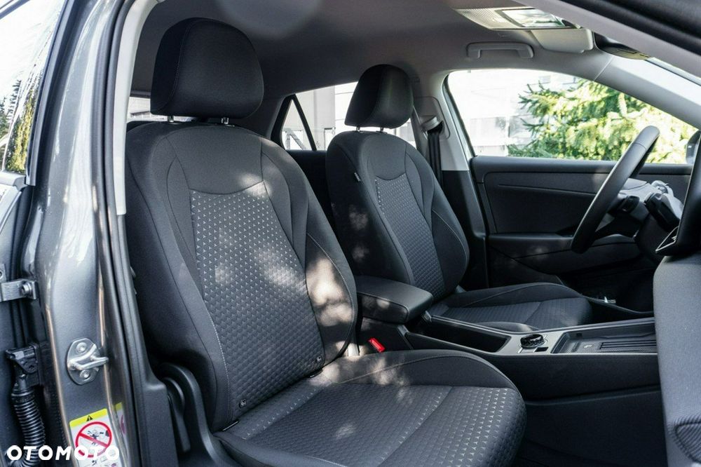 Volkswagen T-Roc - 23