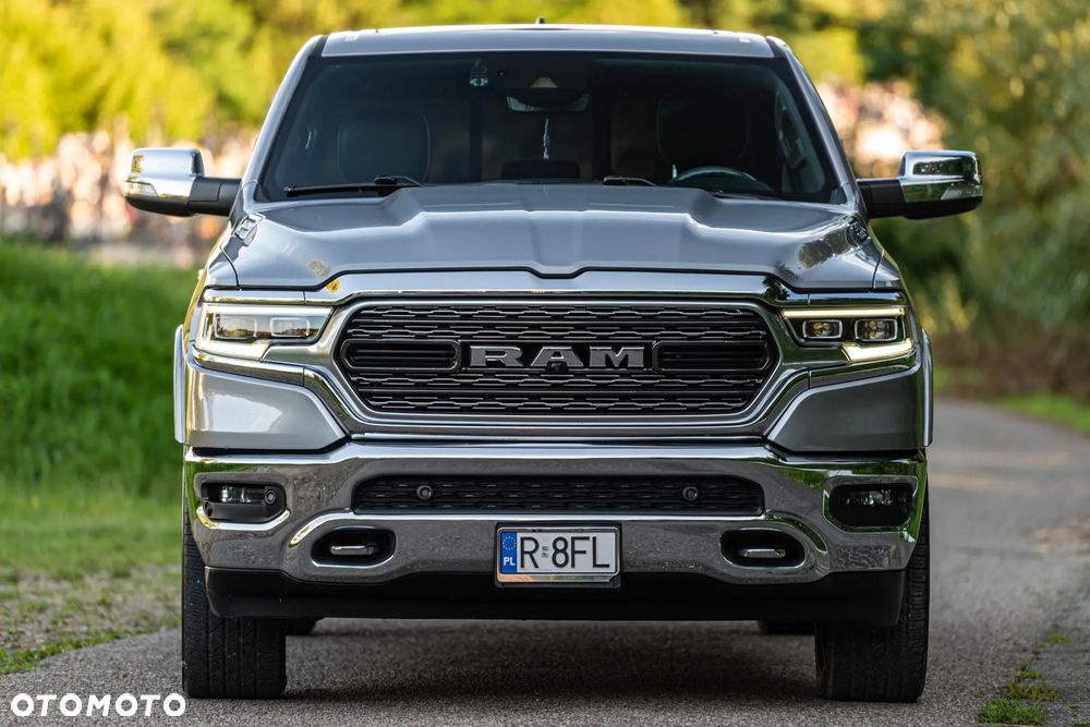 Dodge RAM 1500 5.7 4x4 - 14
