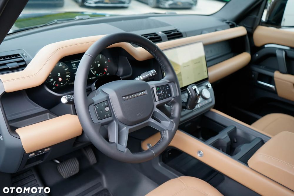 Land Rover Defender 3.0 D250 mHEV X-Dynamic SE - 14