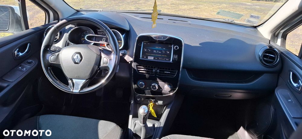 Renault Clio - 6