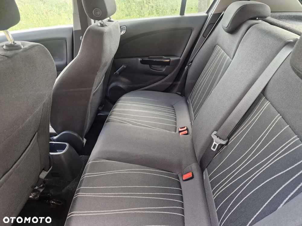 Opel Corsa 1.2 16V Enjoy - 7