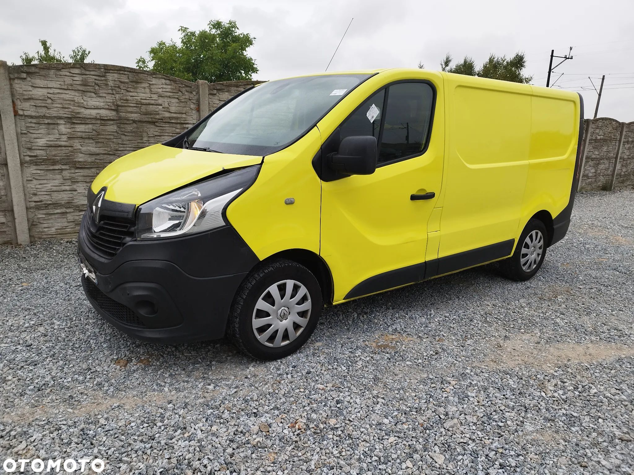 Renault TRAFIC - 1