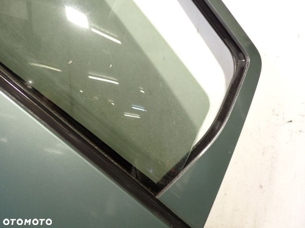 DRZWI LEWY TYŁ MITSUBISHI COLT VI Z30 G96 - 5