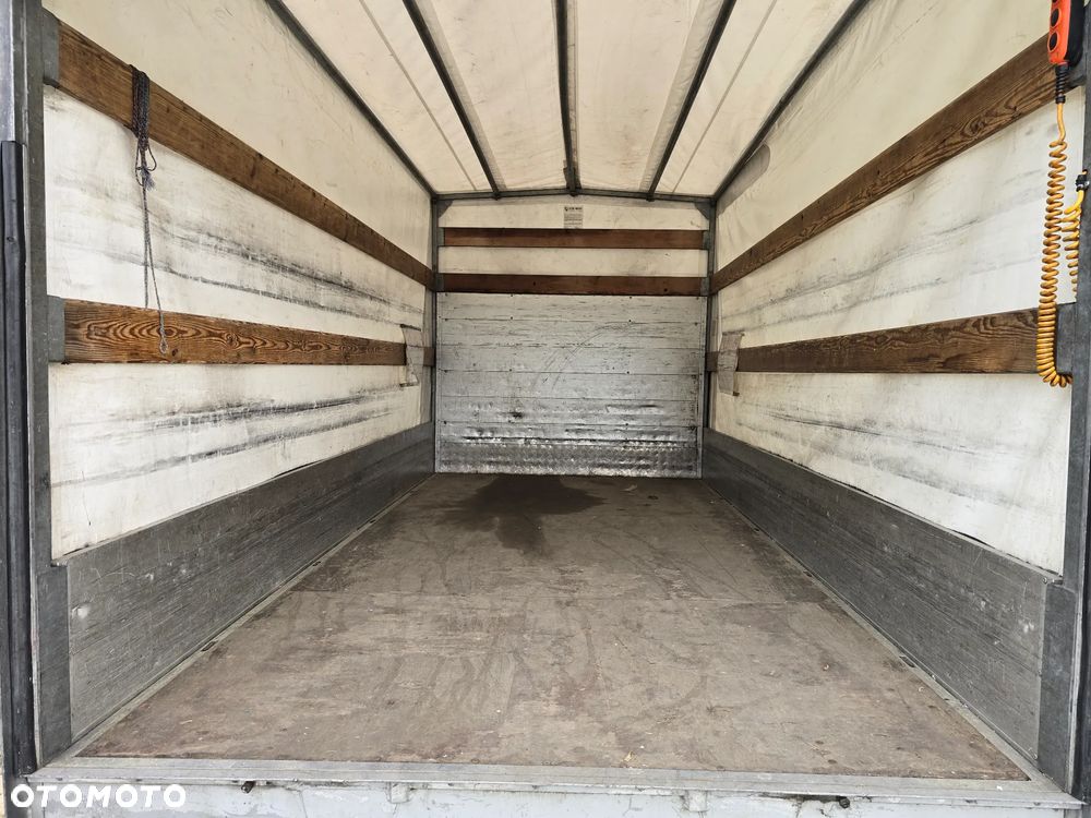 Nissan Cabstar Maxity - 11