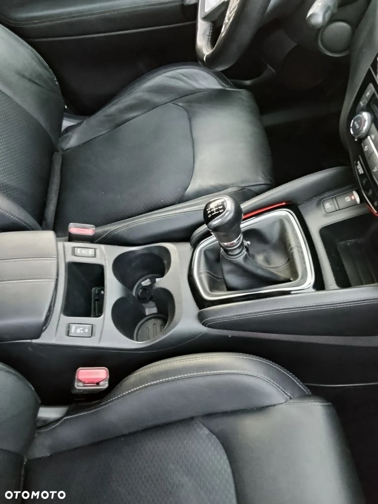 Nissan Qashqai 1.3 DIG-T N-Connecta - 2