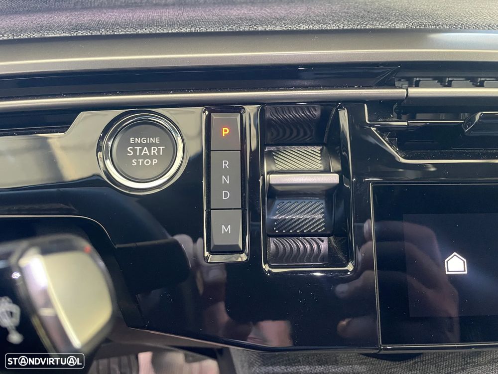 Peugeot 3008 Hybrid 145 e-DSC6 Allure - 24