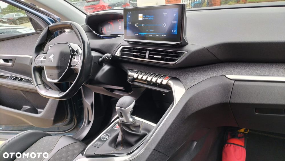 Peugeot 3008 1.5 BlueHDi Road Trip S&S - 19