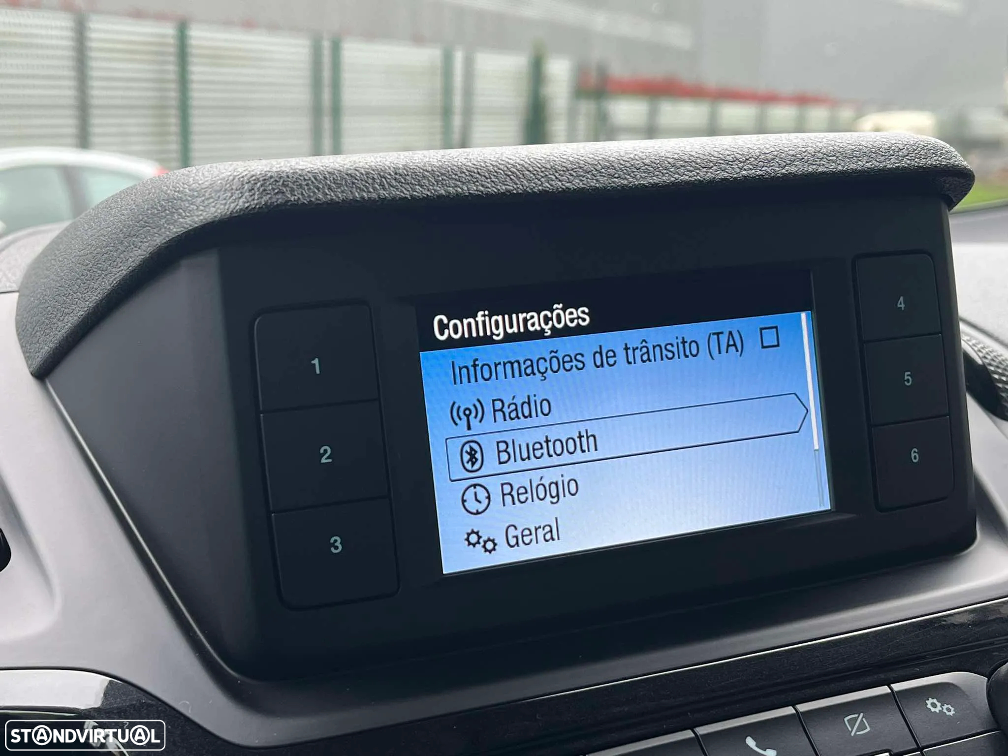 Ford Tourneo Connect Grand 1.5 TDCi Titanium - 29