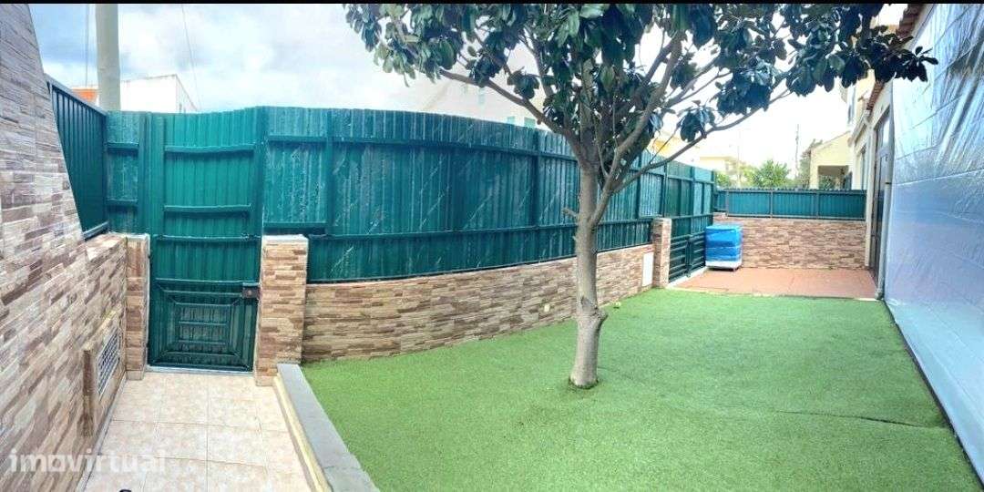 Quartos para alugar no centro da Charneca da Caparica - Grande imagem: 4/5