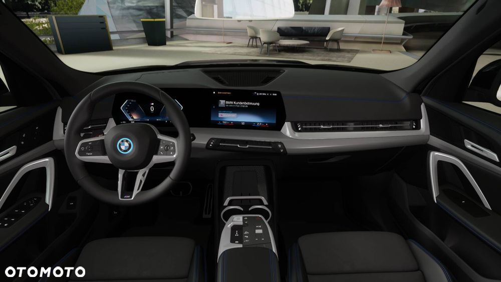 BMW iX1 eDrive20 66.5kWh M Sport Edition - 13