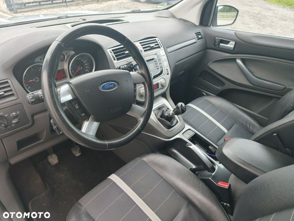 Ford Kuga - 18